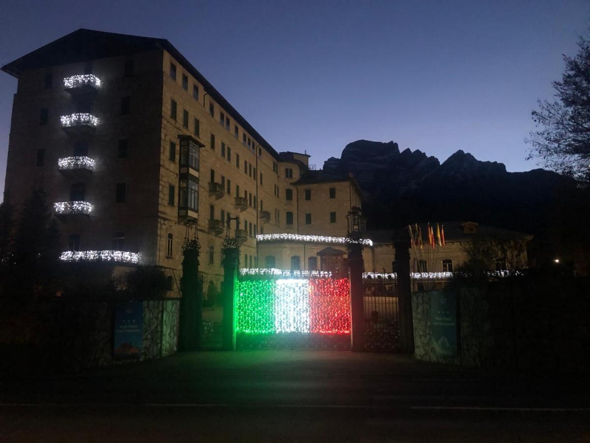 Th Borca Di Cadore - Park Hotel Des Dolomites Bagian luar foto