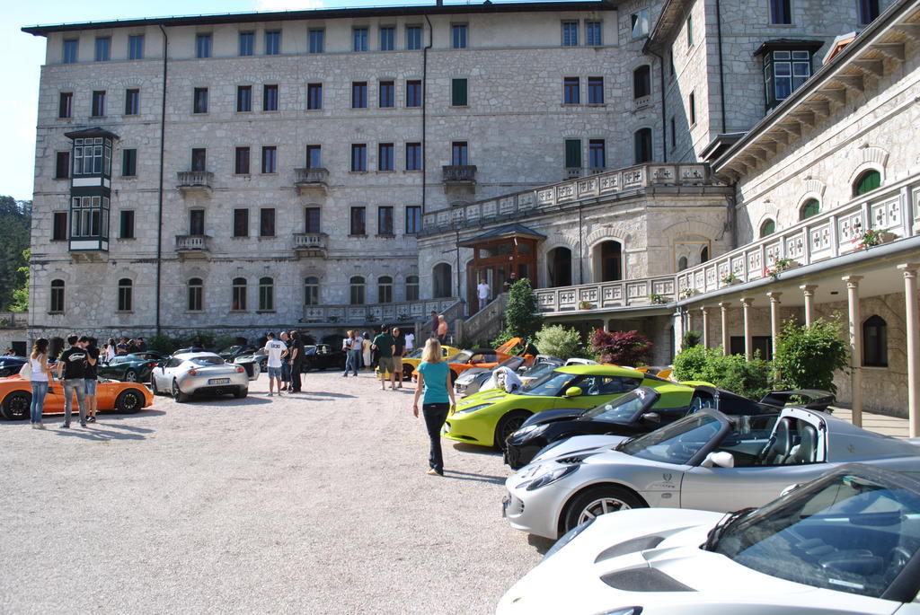 Th Borca Di Cadore - Park Hotel Des Dolomites Bagian luar foto